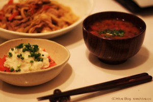 今日はトマトの味噌汁 今日はトマトの味噌汁